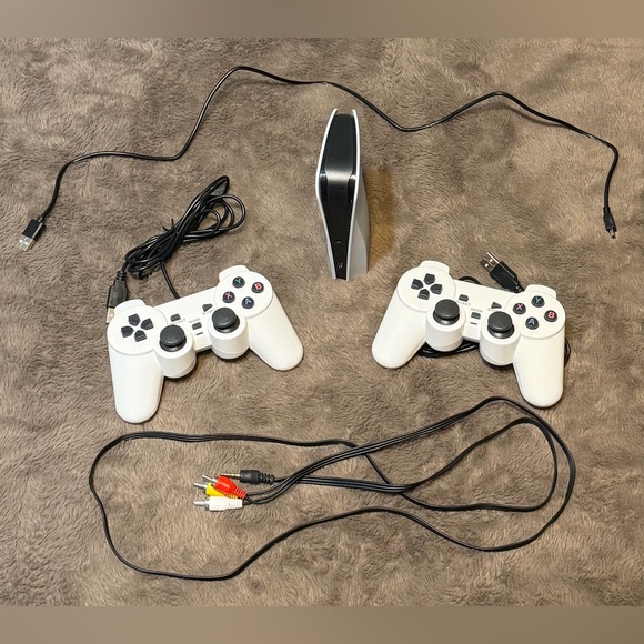 Game Station 5 Pro - Retro Video Game Console W/ 620 Built in Games - Picture 2 of 4